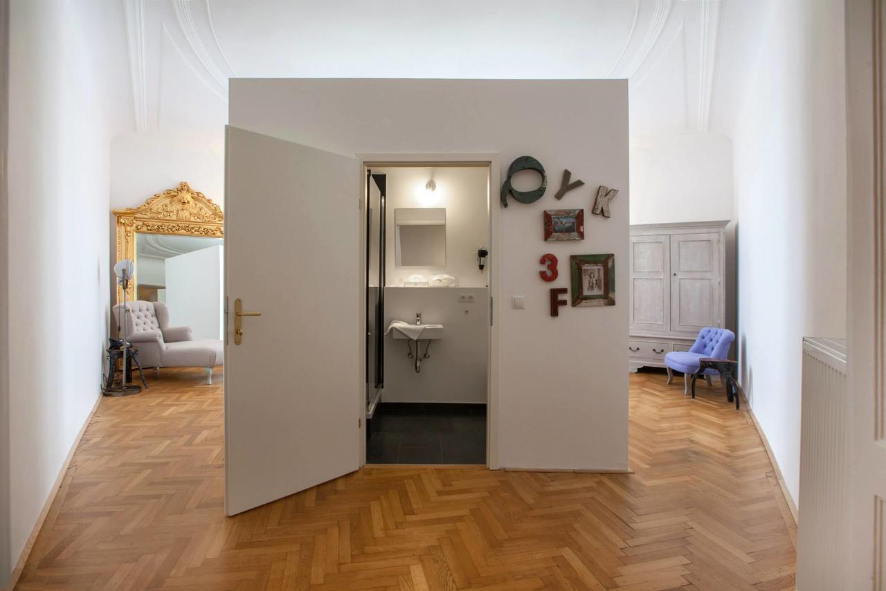 Hotel Pension Museum Vienna Exterior photo