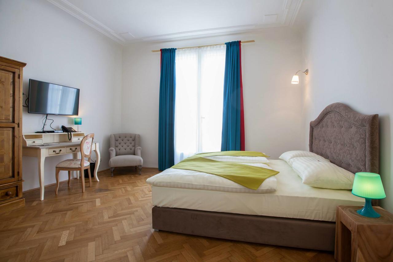 Hotel Pension Museum Vienna Exterior photo