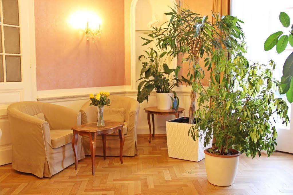 Hotel Pension Museum Vienna Exterior photo